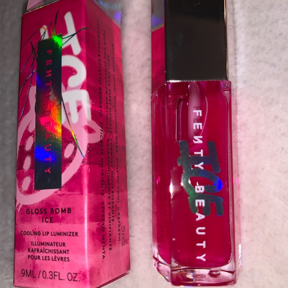 Fenty Beauty Gloss Bomb Ice Cooling Lip Luminizer - Vibrant Pink